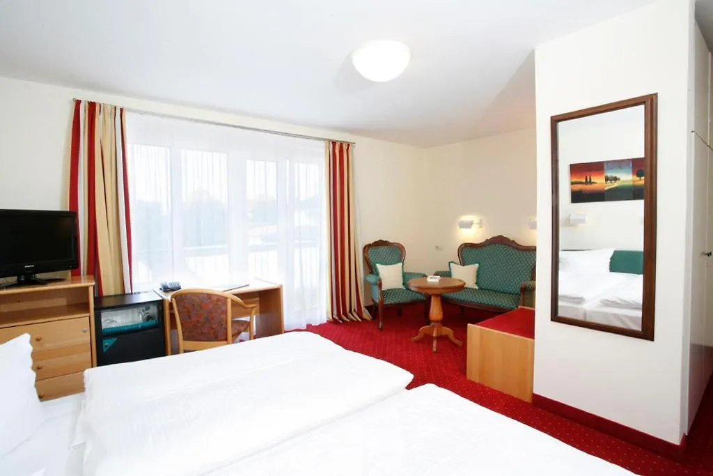 ***  Hotel Biederstein Am Englischen Garten Munich Germany